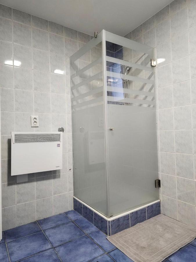 Marija Apartman Osijek Exterior photo